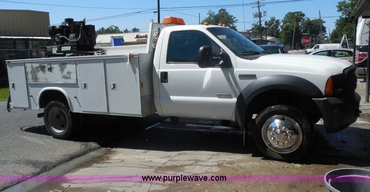 image for item I1345 2007 Ford F550 XL Super Duty service truck