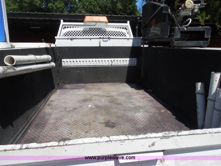 image for item I1345 2007 Ford F550 XL Super Duty service truck