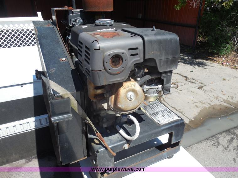 image for item I1345 2007 Ford F550 XL Super Duty service truck