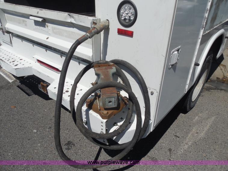 image for item I1345 2007 Ford F550 XL Super Duty service truck