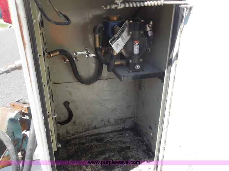 image for item I1345 2007 Ford F550 XL Super Duty service truck