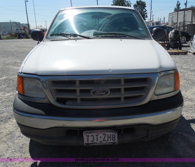 image for item I1346 2004 Ford F150 Heritage XLT pickup truck