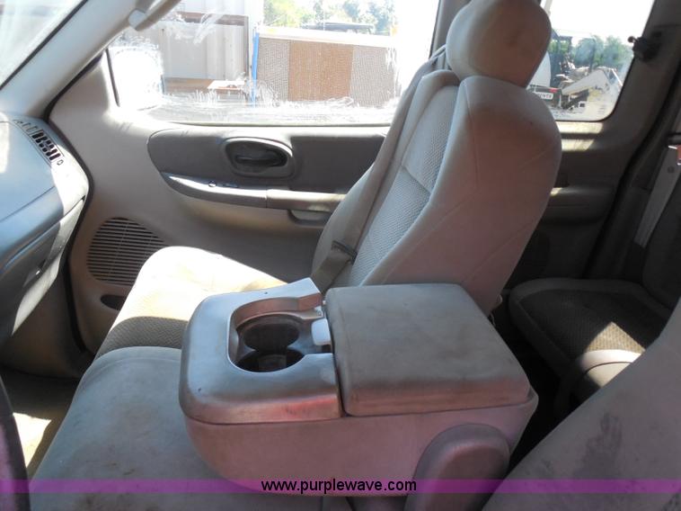 image for item I1346 2004 Ford F150 Heritage XLT pickup truck