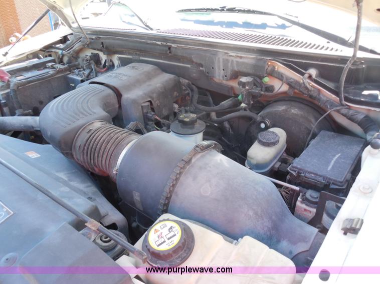 image for item I1346 2004 Ford F150 Heritage XLT pickup truck