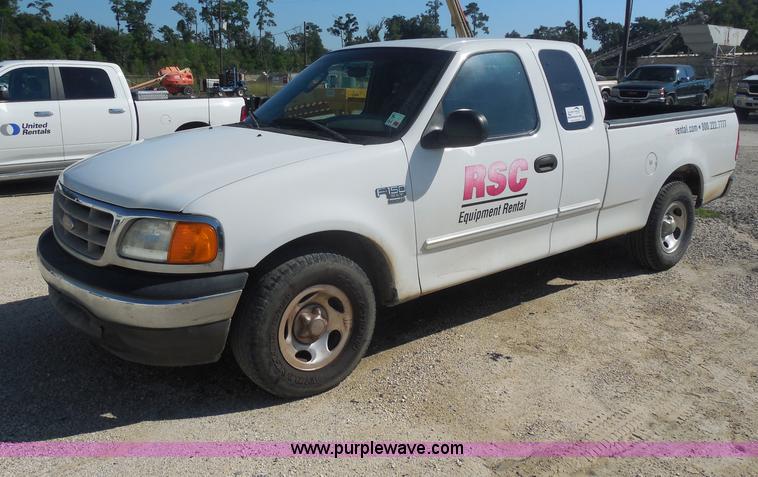 image for item I1355 2004 Ford F150 Heritage XLT SuperCab pickup truck