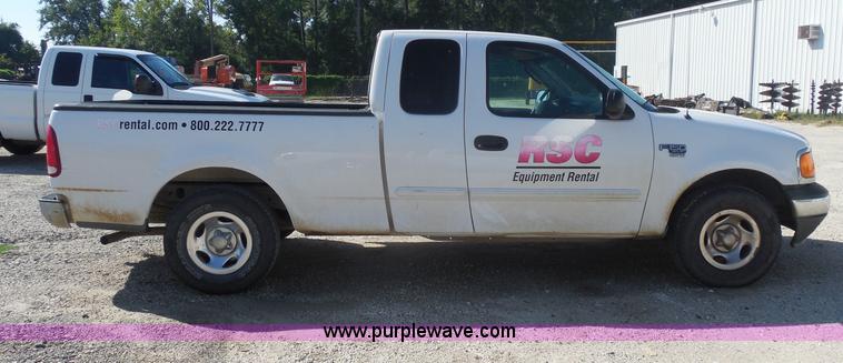 image for item I1355 2004 Ford F150 Heritage XLT SuperCab pickup truck
