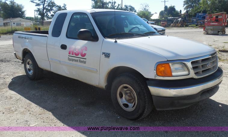 image for item I1355 2004 Ford F150 Heritage XLT SuperCab pickup truck