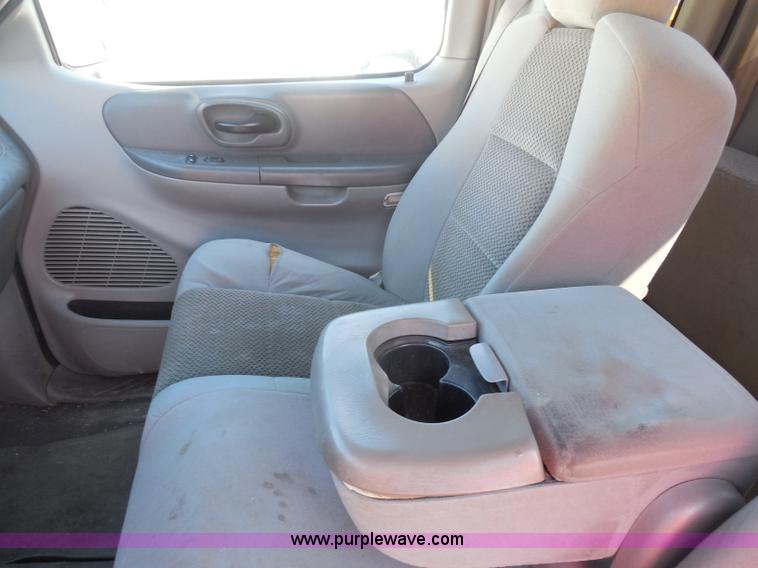 image for item I1355 2004 Ford F150 Heritage XLT SuperCab pickup truck