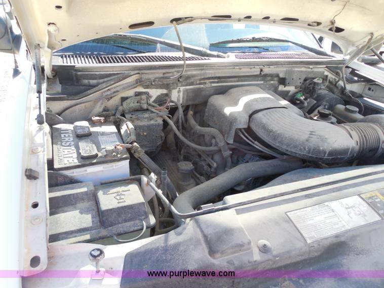 image for item I1355 2004 Ford F150 Heritage XLT SuperCab pickup truck