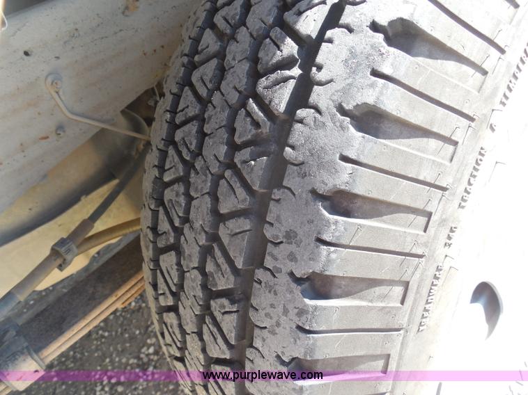 image for item I1355 2004 Ford F150 Heritage XLT SuperCab pickup truck