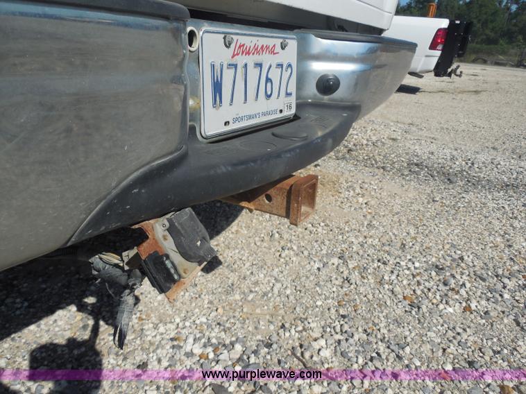 image for item I1355 2004 Ford F150 Heritage XLT SuperCab pickup truck