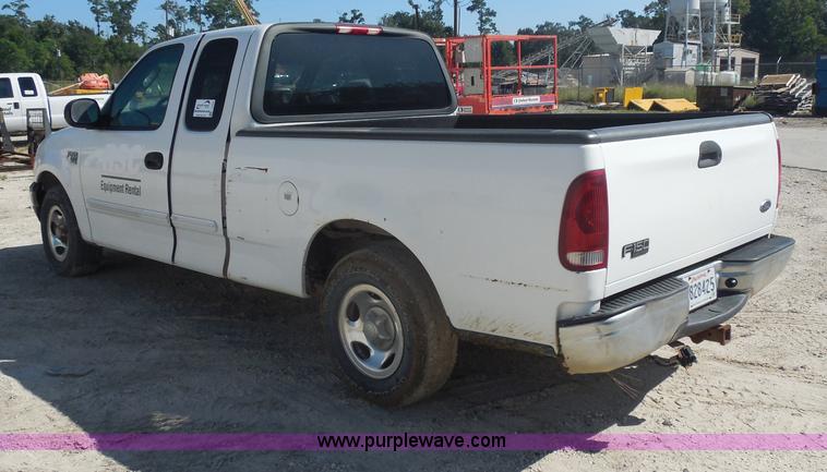 image for item I1356 2004 Ford F150 Heritage XL SuperCab pickup truck