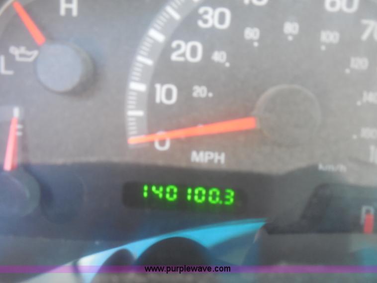 image for item I1356 2004 Ford F150 Heritage XL SuperCab pickup truck