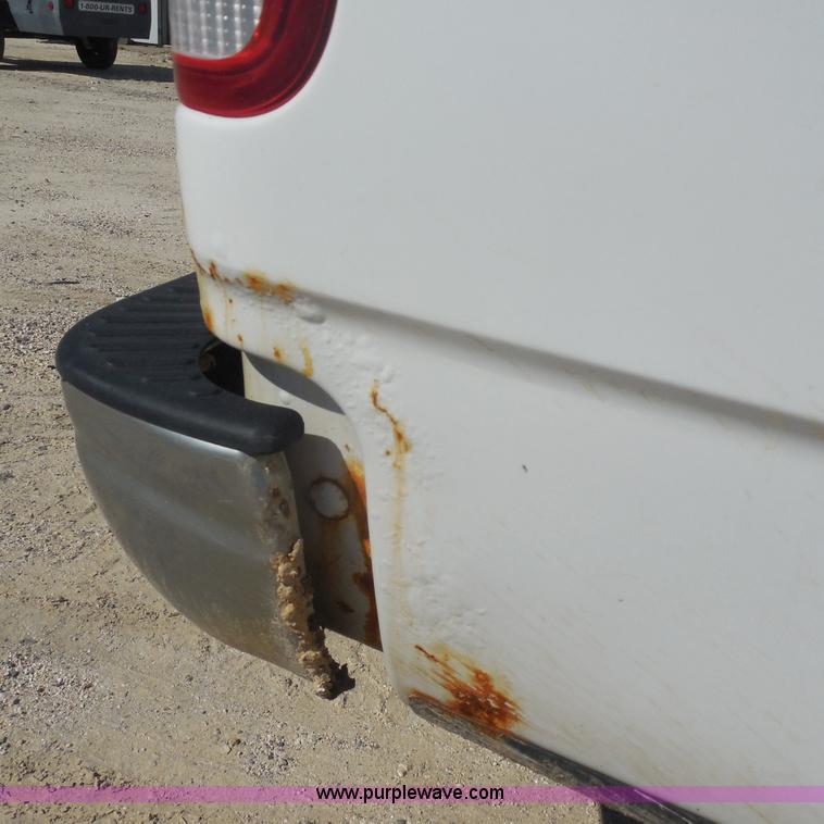 image for item I1356 2004 Ford F150 Heritage XL SuperCab pickup truck