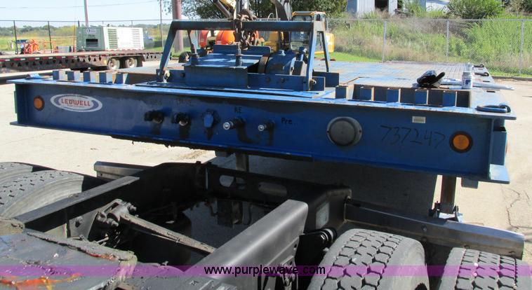 image for item I4235 2005 Ledwell LW48HT10 trailer