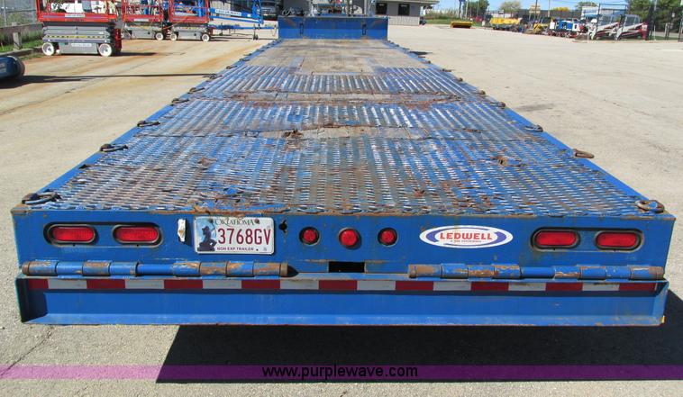 image for item I4235 2005 Ledwell LW48HT10 trailer