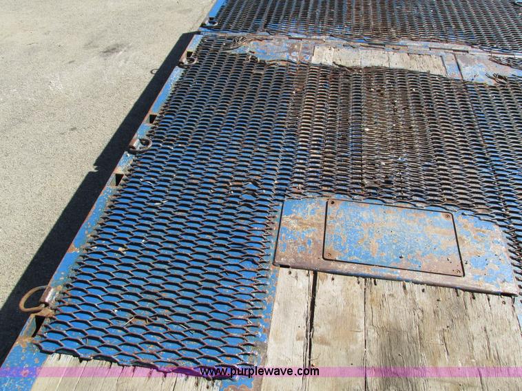 image for item I4235 2005 Ledwell LW48HT10 trailer