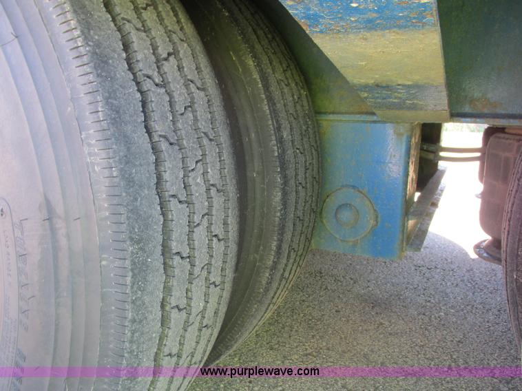 image for item I4235 2005 Ledwell LW48HT10 trailer