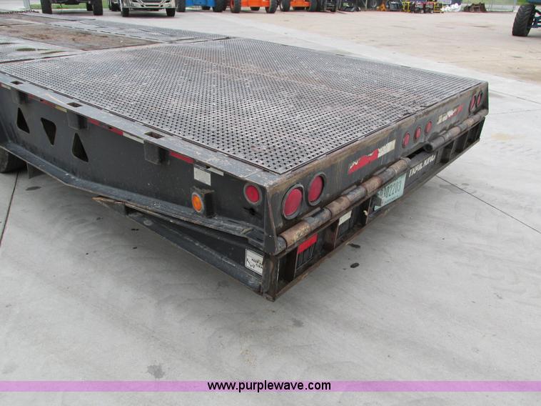 image for item I4237 2006 Trail King TK70HT-482 Hydratail trailer
