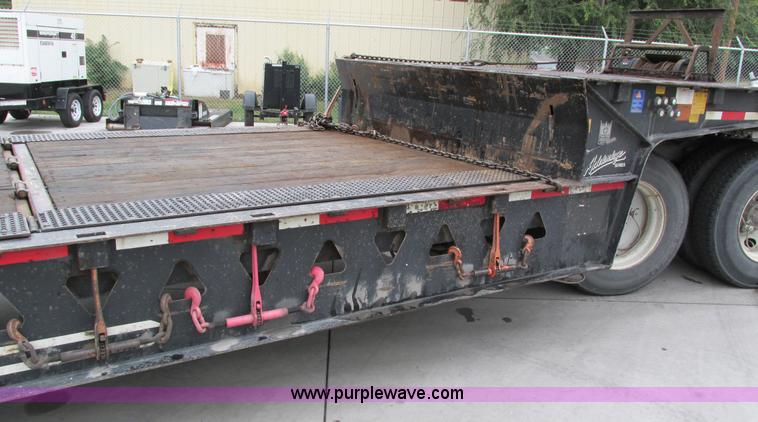 image for item I4237 2006 Trail King TK70HT-482 Hydratail trailer