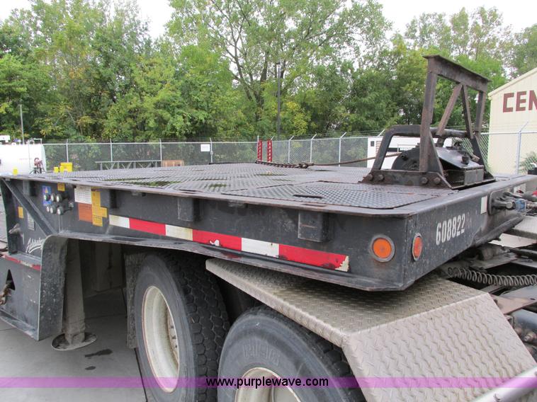 image for item I4237 2006 Trail King TK70HT-482 Hydratail trailer