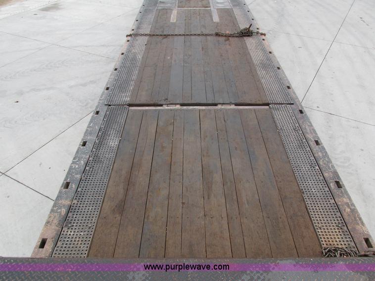 image for item I4237 2006 Trail King TK70HT-482 Hydratail trailer