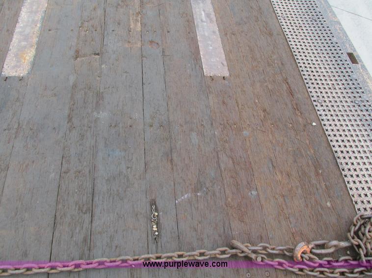 image for item I4237 2006 Trail King TK70HT-482 Hydratail trailer