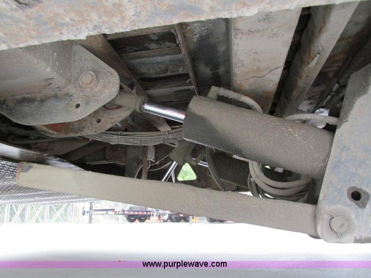 image for item I4237 2006 Trail King TK70HT-482 Hydratail trailer