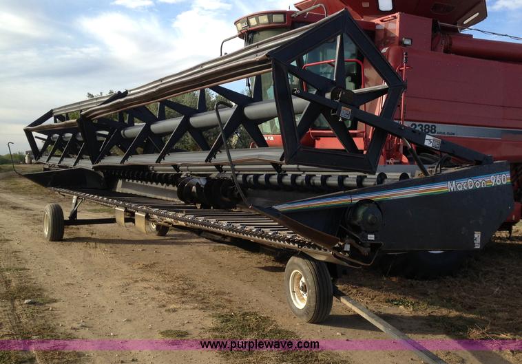 image for item A8644 1997 MacDon 960 36' draper head