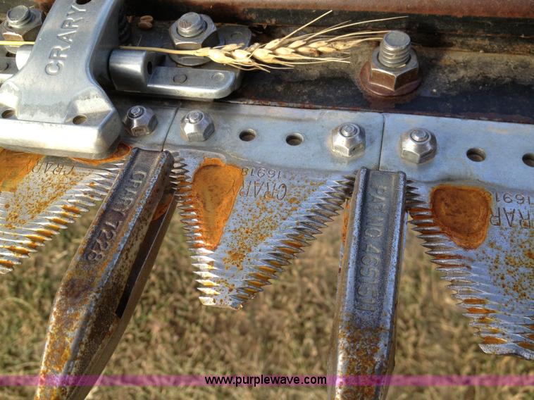 image for item A8644 1997 MacDon 960 36' draper head