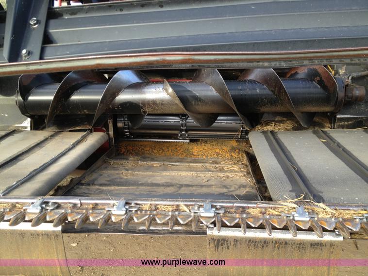 image for item A8644 1997 MacDon 960 36' draper head