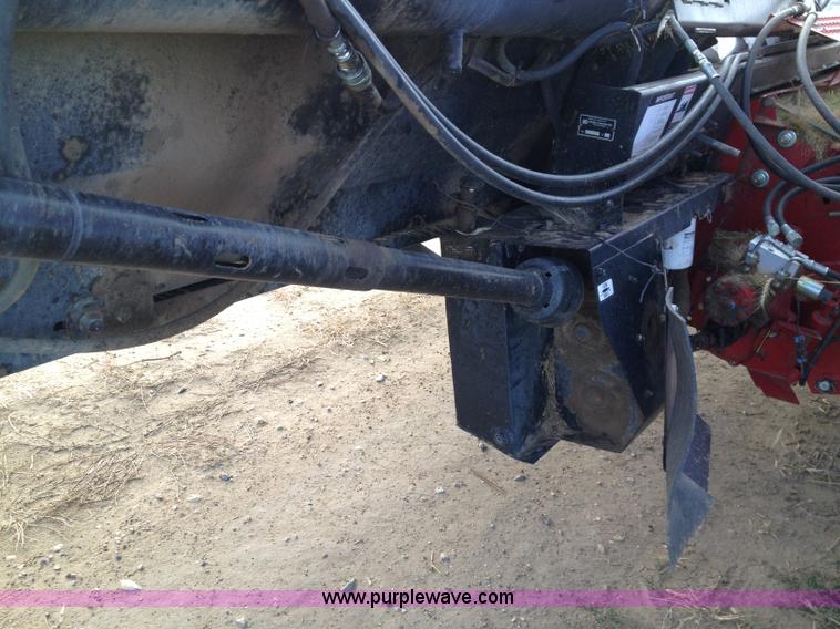 image for item A8644 1997 MacDon 960 36' draper head