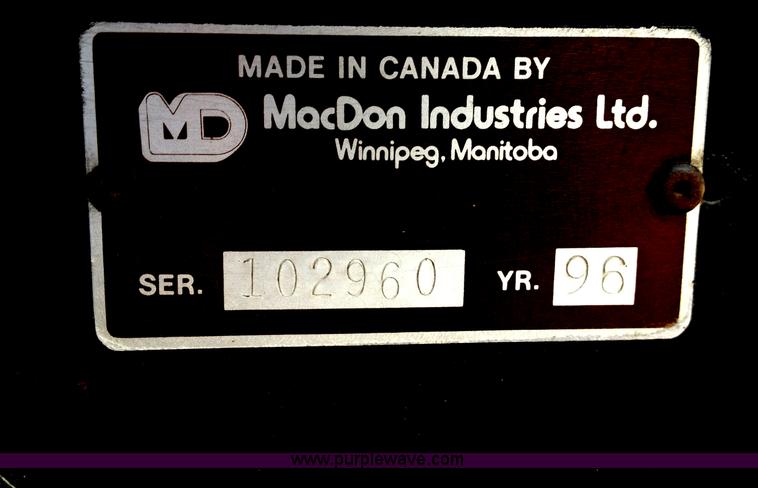 image for item A8644 1997 MacDon 960 36' draper head