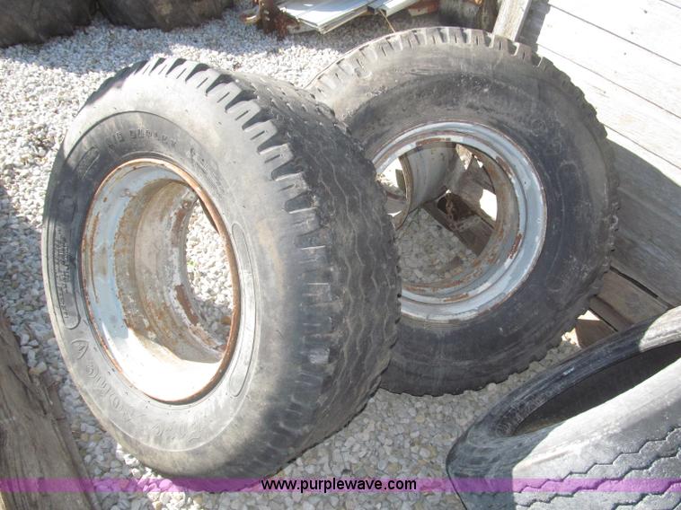 image for item AE9498 Assorted tires and wheels