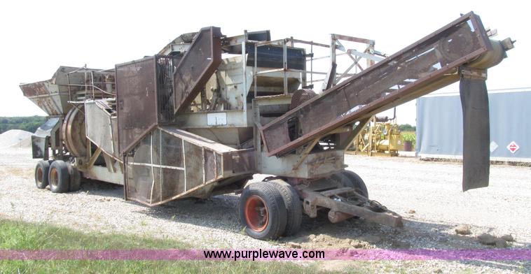 image for item D7479 Cedarapids 444 Super Commander portable crushing plant
