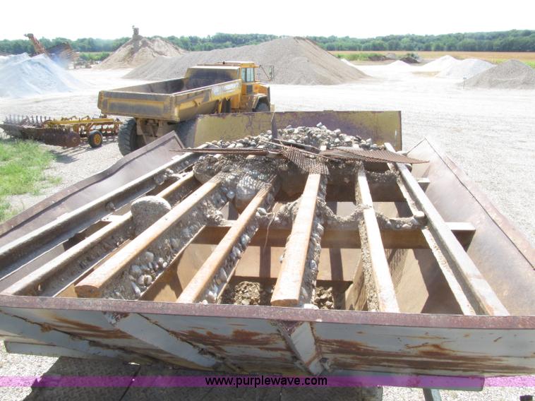 image for item D7479 Cedarapids 444 Super Commander portable crushing plant