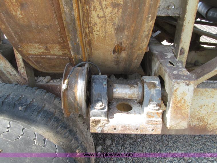 image for item D7479 Cedarapids 444 Super Commander portable crushing plant