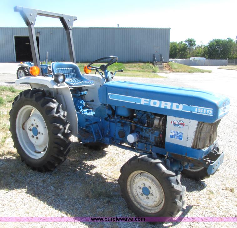 image for item E4506 Ford 1510 MFWD tractor