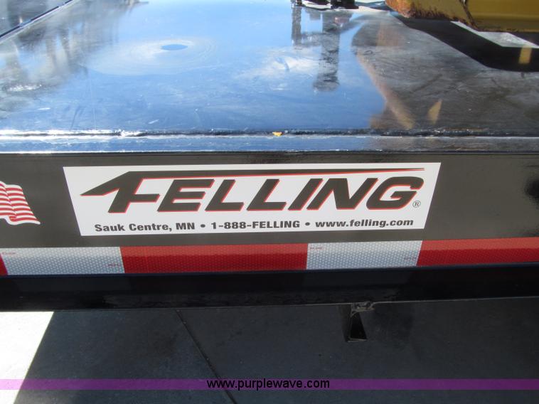 image for item E4507 Caterpillar SR4 188 KVA portable generator