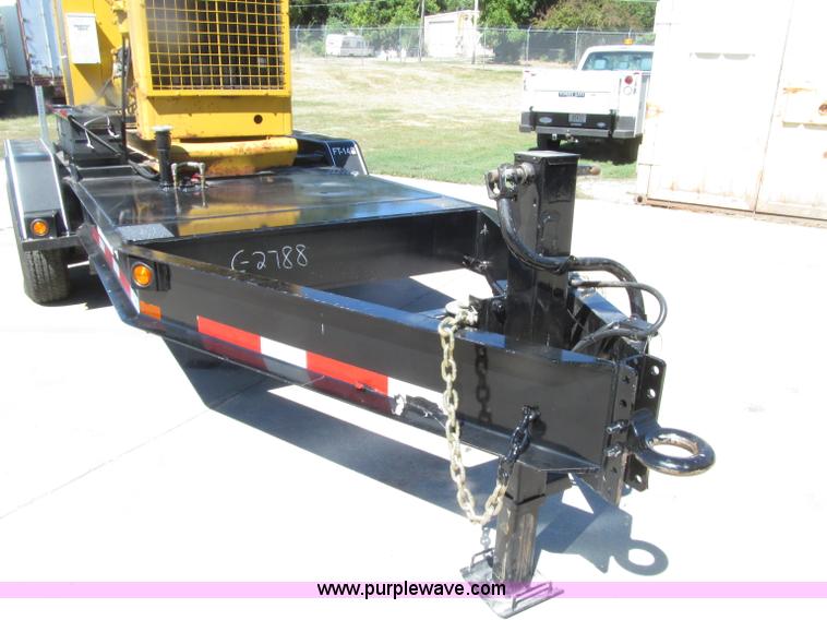 image for item E4507 Caterpillar SR4 188 KVA portable generator