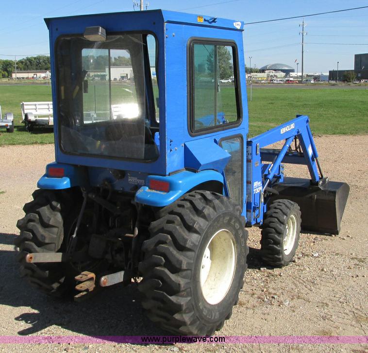 image for item E5198 2003 New Holland TC29 tractor