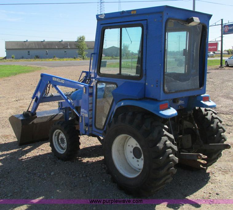 image for item E5198 2003 New Holland TC29 tractor