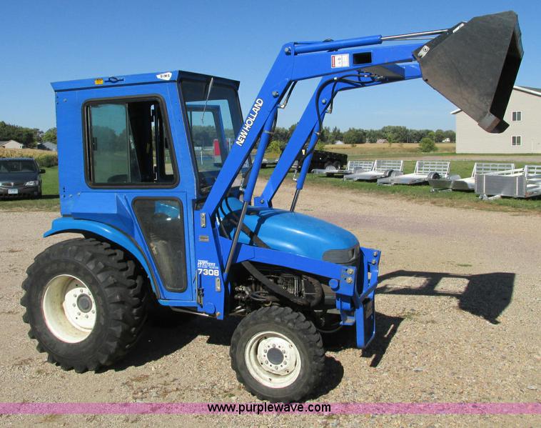 image for item E5198 2003 New Holland TC29 tractor