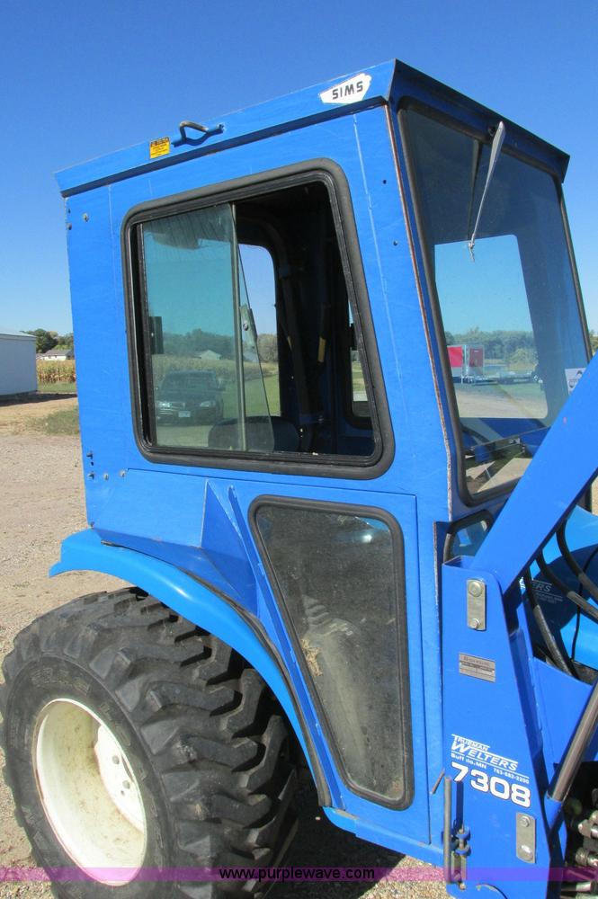 image for item E5198 2003 New Holland TC29 tractor