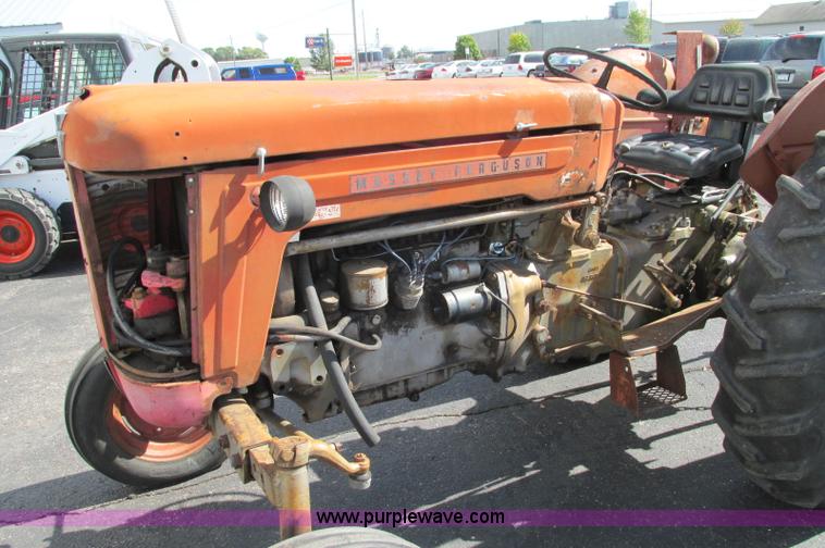 image for item E5201 1958 Massey-Ferguson 65 tractor