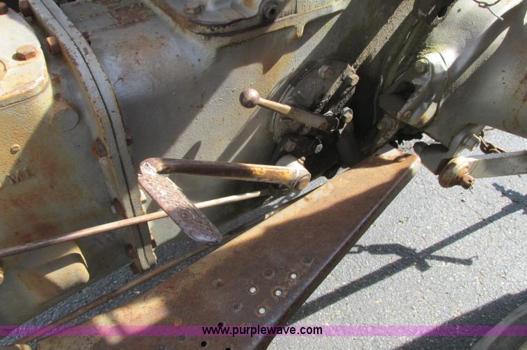 image for item E5201 1958 Massey-Ferguson 65 tractor