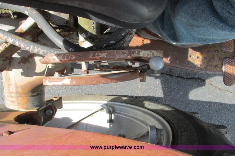 image for item E5201 1958 Massey-Ferguson 65 tractor