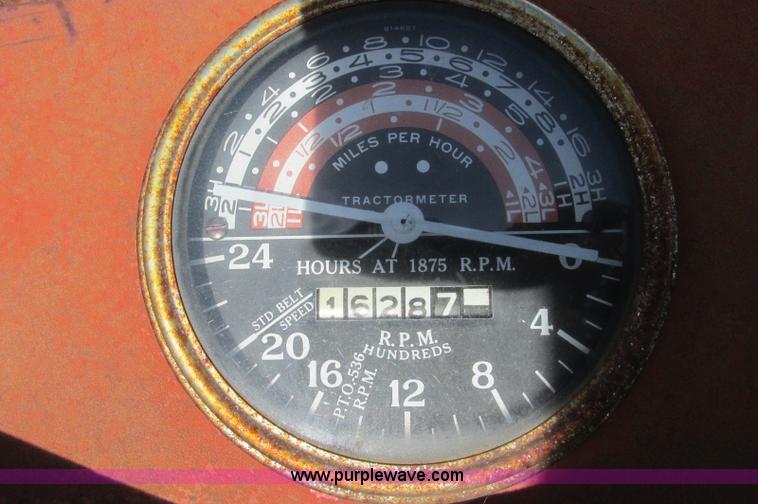 image for item E5201 1958 Massey-Ferguson 65 tractor