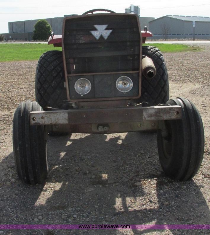 image for item E5205 1980 Massey-Ferguson 210 tractor