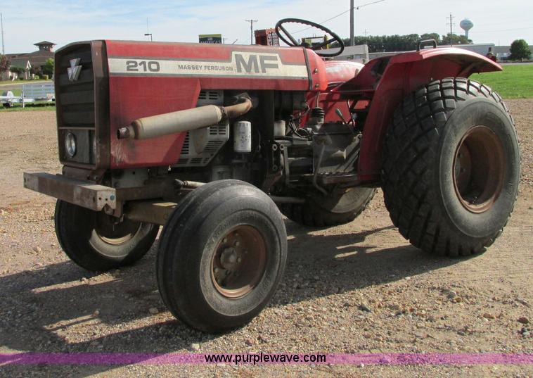 image for item E5205 1980 Massey-Ferguson 210 tractor